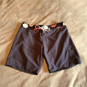 Carve design long board shorts 🏄‍♀️